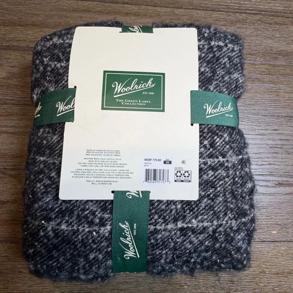 Woolrich‎ Green Label Brushed Wrap Poncho Black White Plaid Fringe  OS NWT